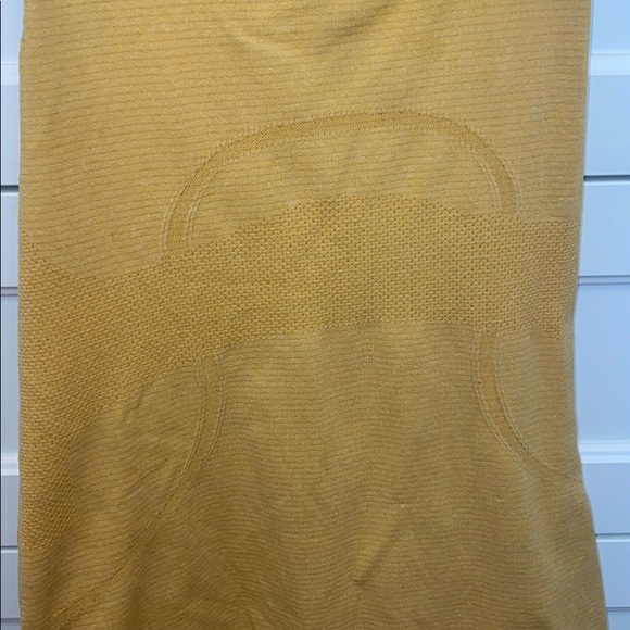 Lulu lemon tank top - Picture 4 of 4